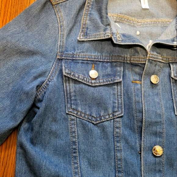 Davids bridal denim Jean jacket RN#84270 CA#56206 size small Medium wash - Picture 8 of 16